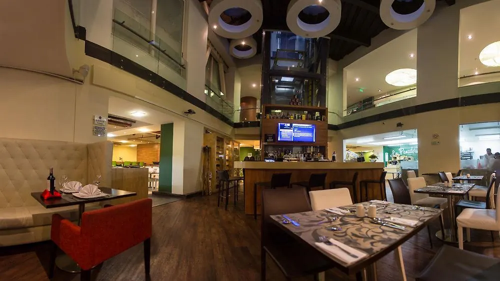 Hotel Continental Bluedoors Bogotá