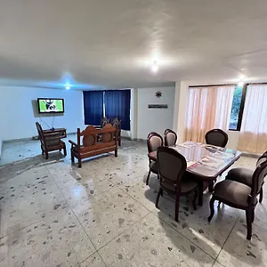 Zona Rosa Barrio Granada - Grande Y Comodo - Cozy Large Near Tourist Attractions Apartamento